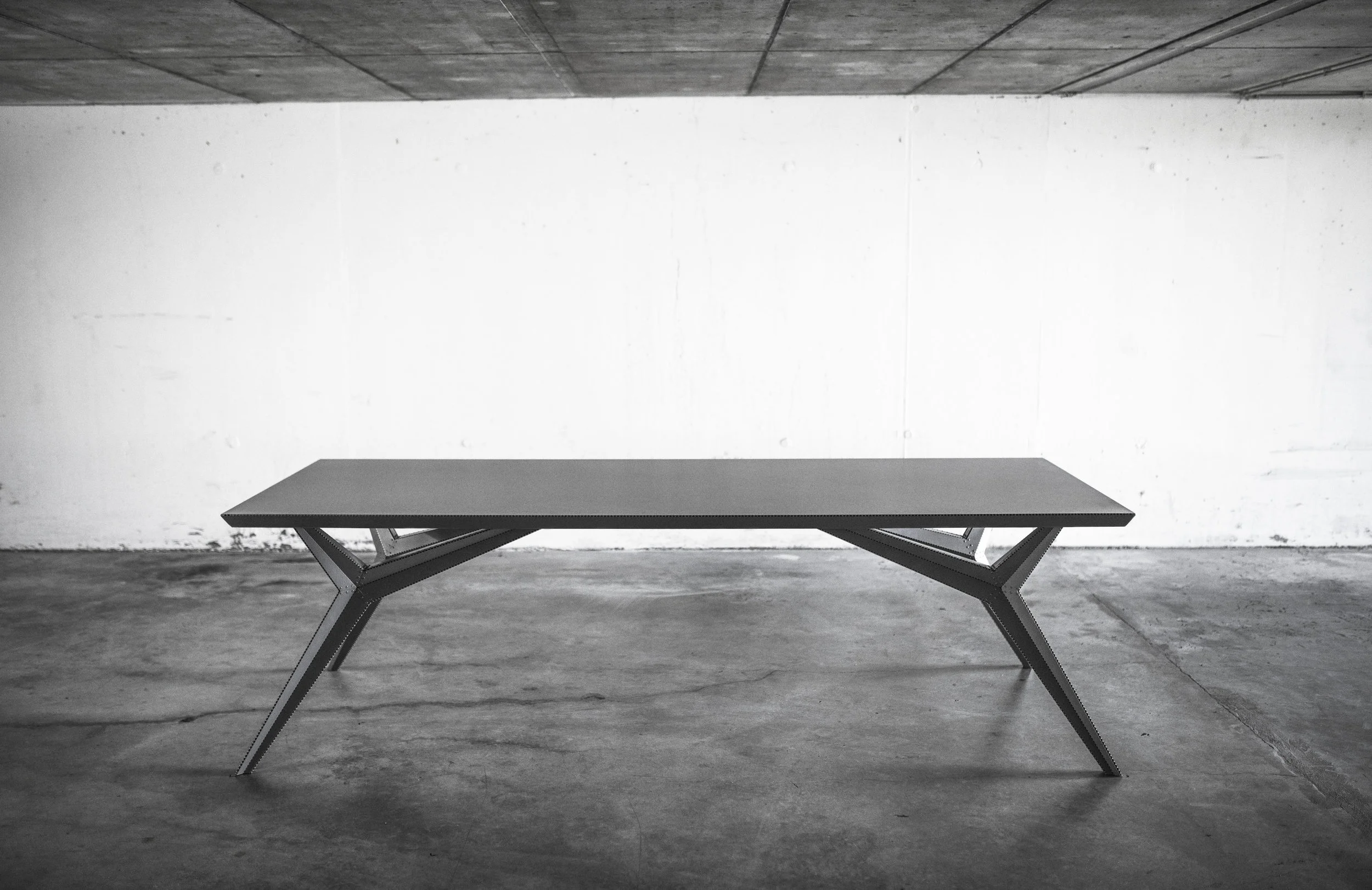 MANUEL MARTE TABLE GREY02.jpg