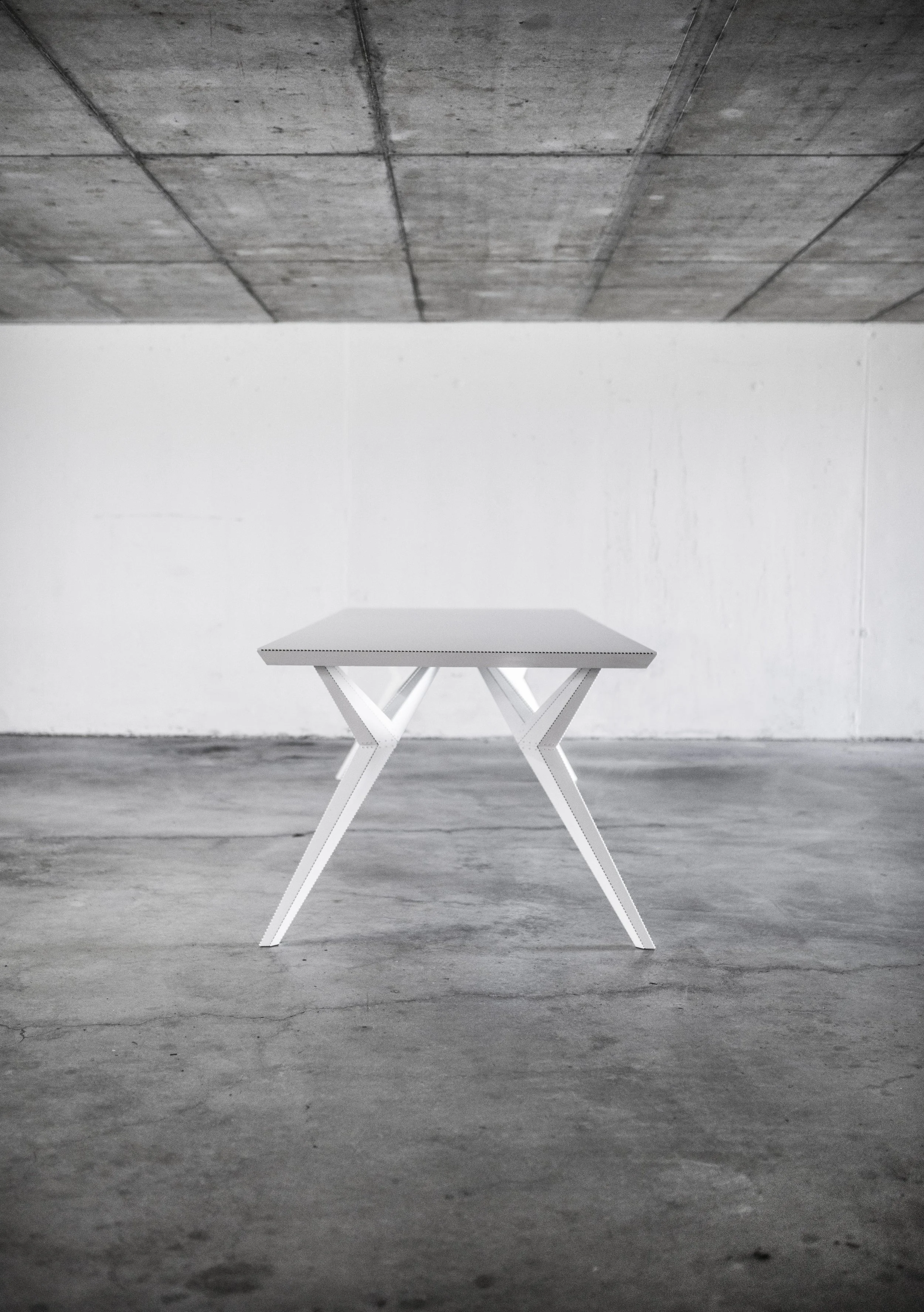 TABLE MANUEL MARTE01.jpg