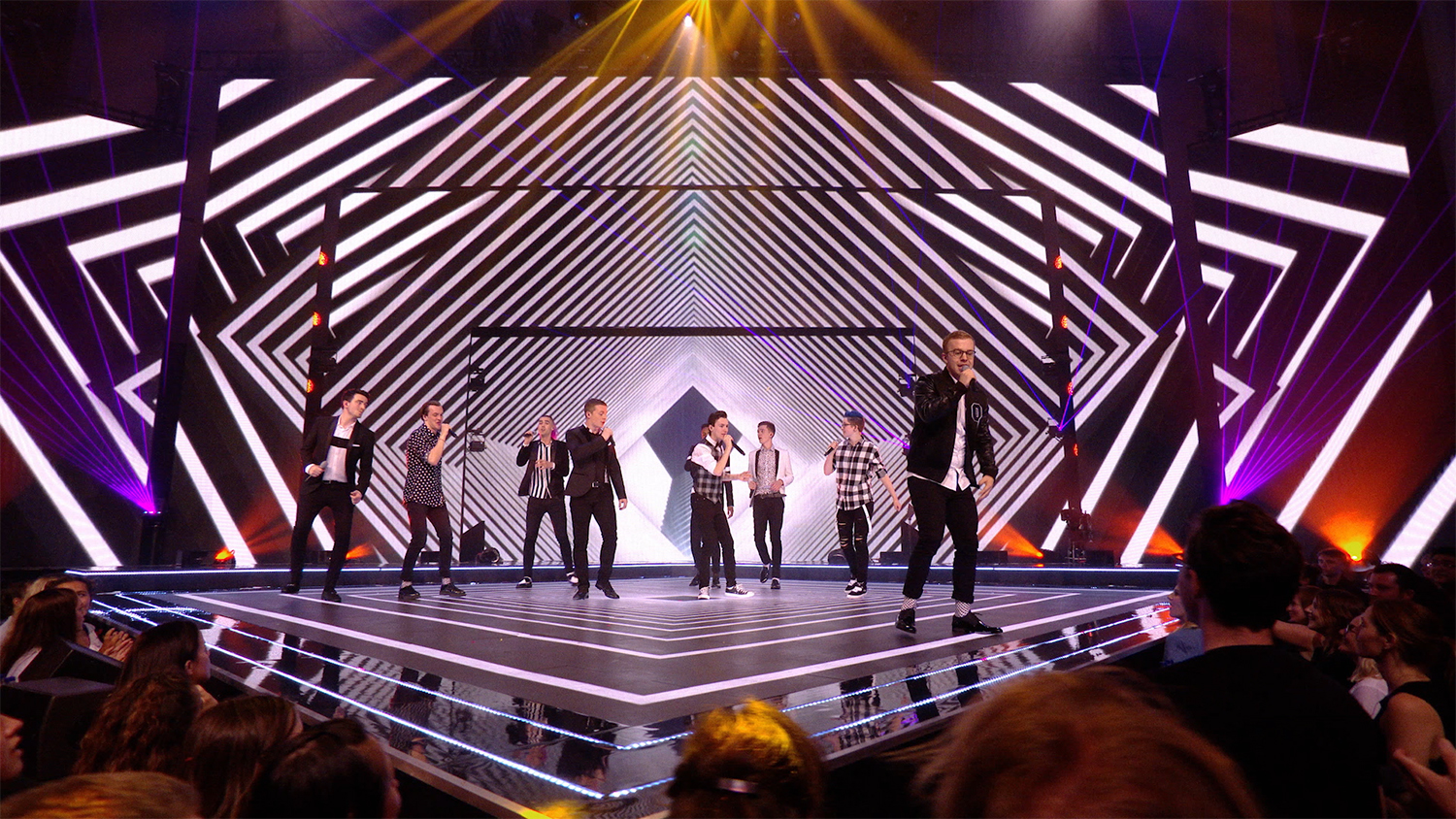 SING S1 TX5 PARTED MASTER_PRORES_HD.00_54_25_39.Still015 copy.jpg