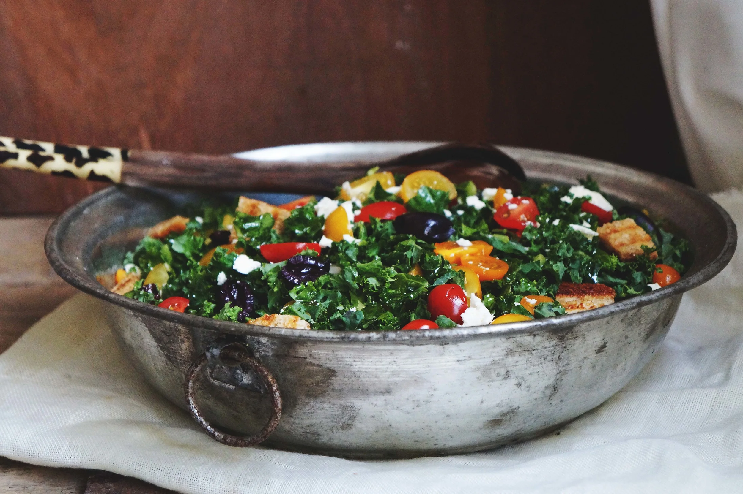 Cuisine de Clementine - boerenkool salade met feta-knoflook dressing