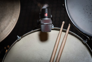 V-series-drums-med-7.jpg