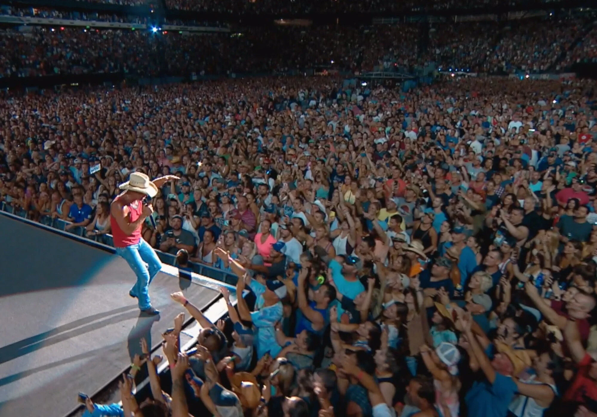 KENNY CHESNEY