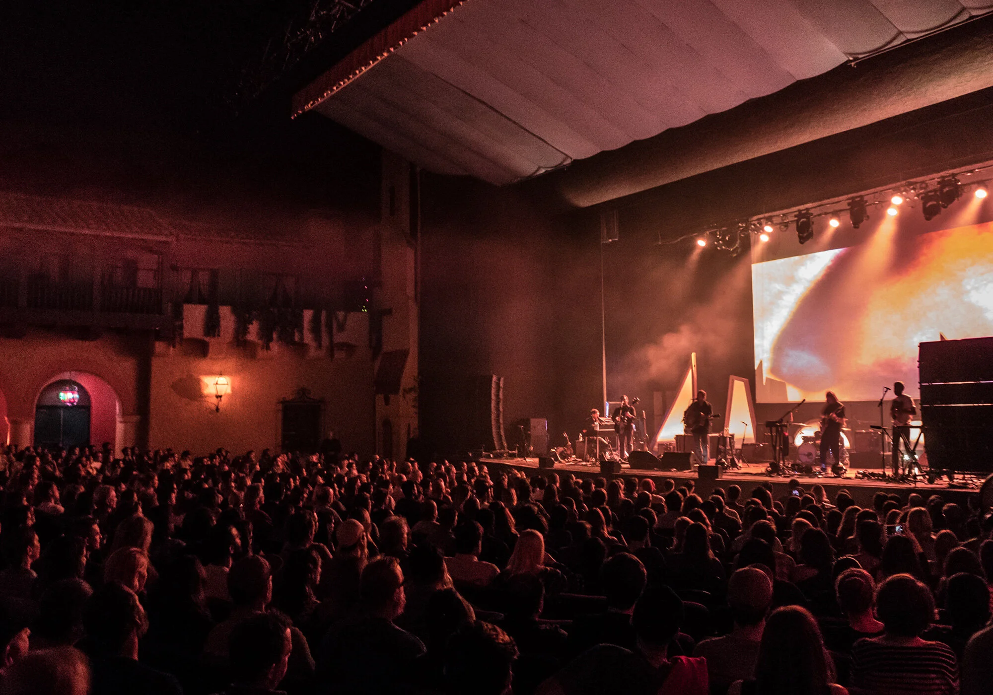 FLEET FOXES