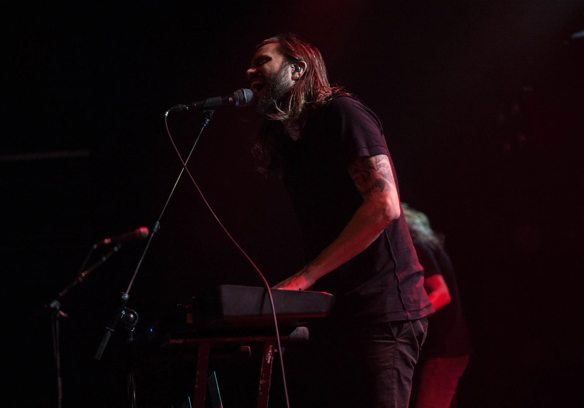 BETWEEN THE BURIED AND ME