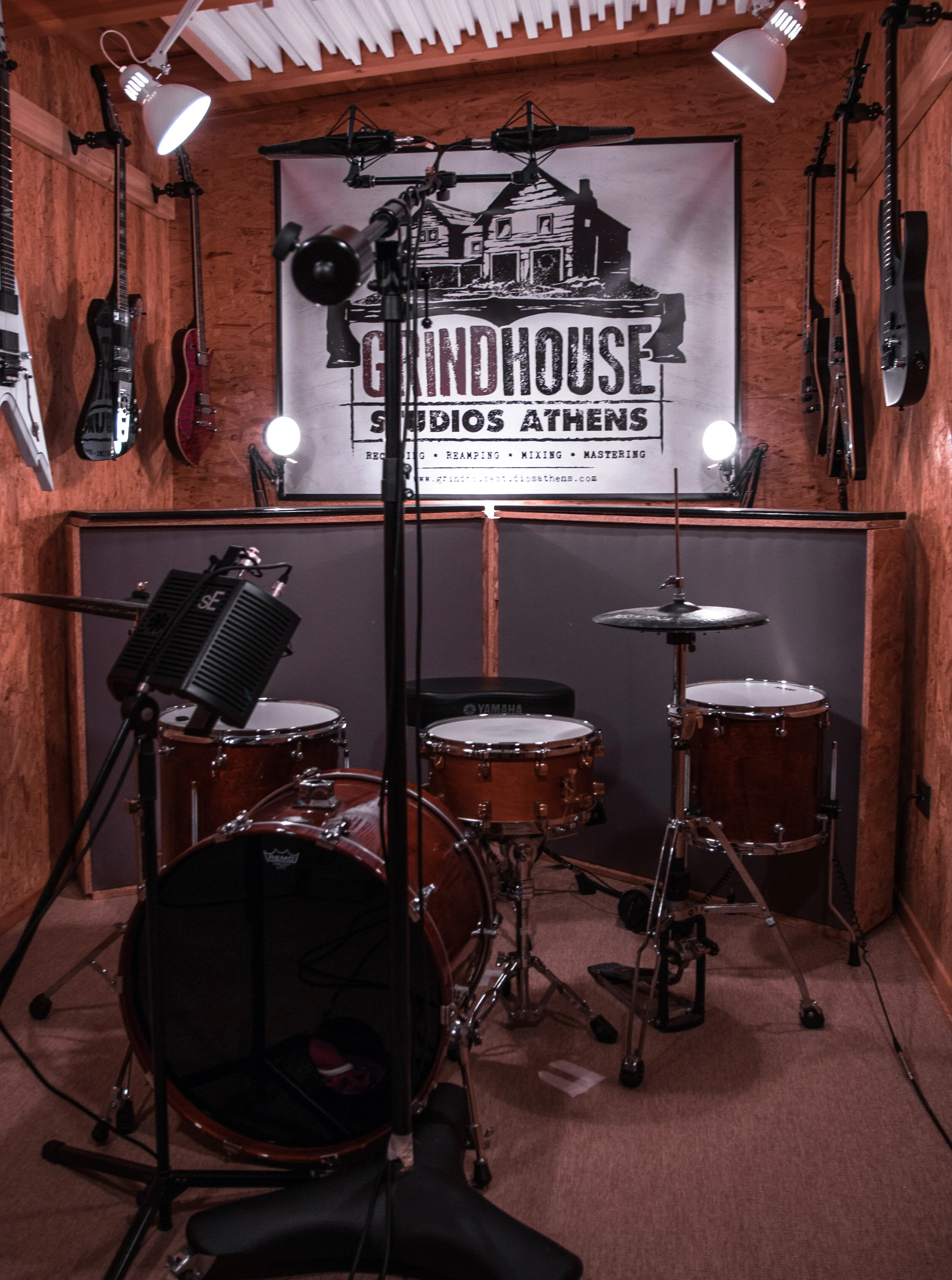 sEssions: Grindhouse Studios Athens