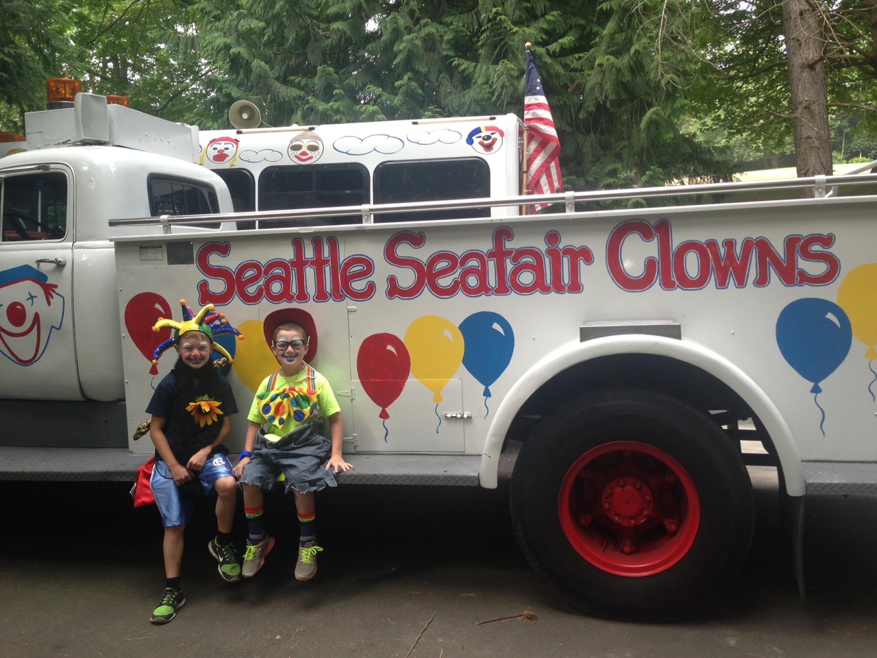 Wallingford Family Parade with the Seafair Clowns