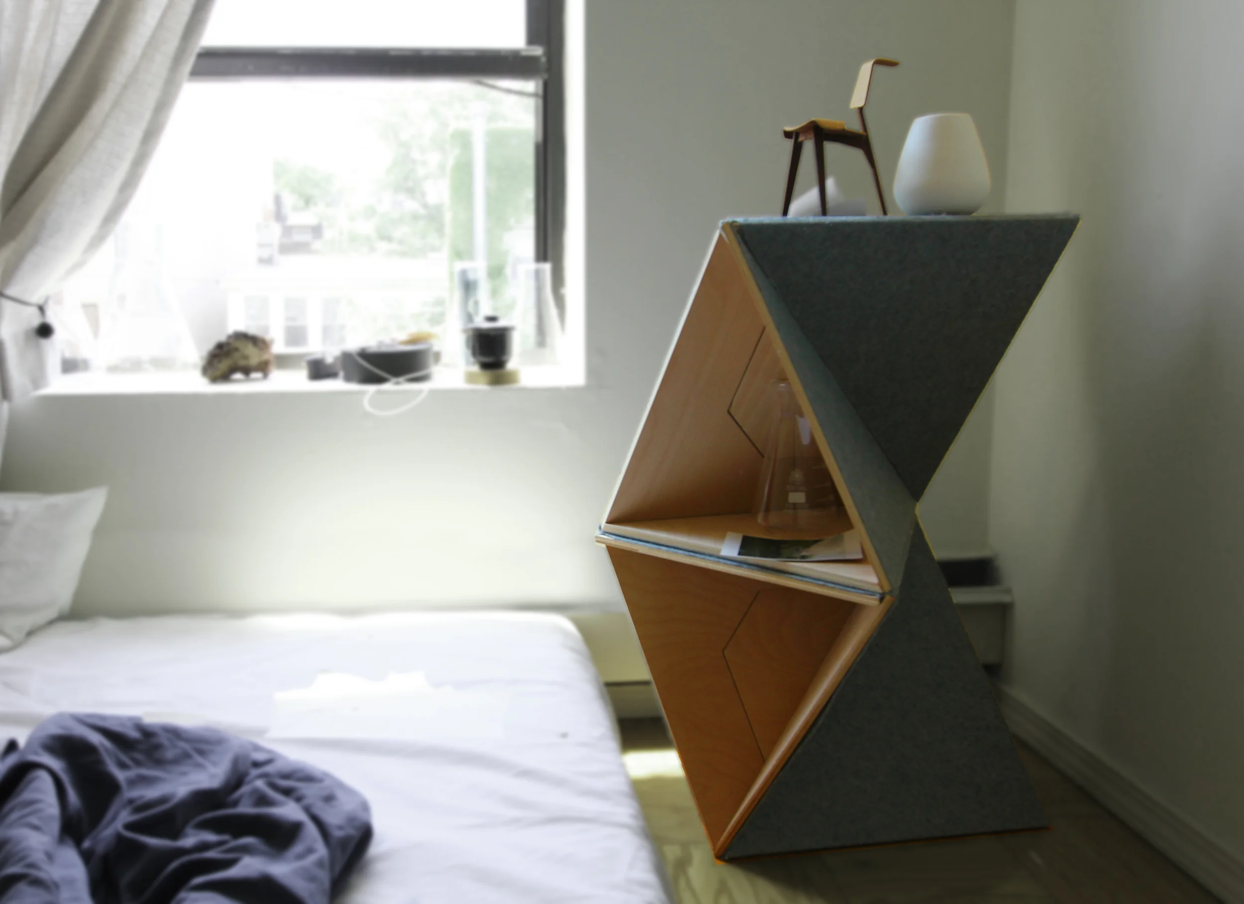  FOLD can functionally act as a shelving unit, storage, sitting surface or container; leaving users open to exploration and unique expression. 