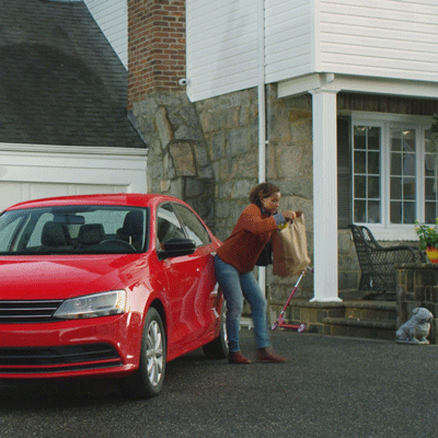 CAR_CS_01a_V2_Groceries_BOOM_CC04.gif
