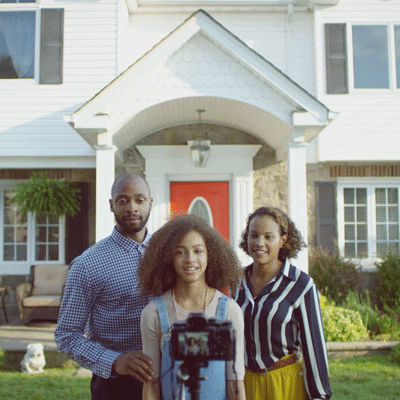 HOUSE_CS_07d_Portrait_BOOM_Jump_CC04.gif