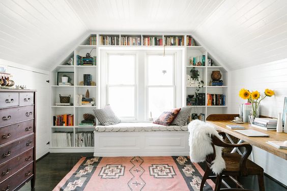 This bohemian office is awesome. A great place to get creative and get some work done! Image via Refinery29