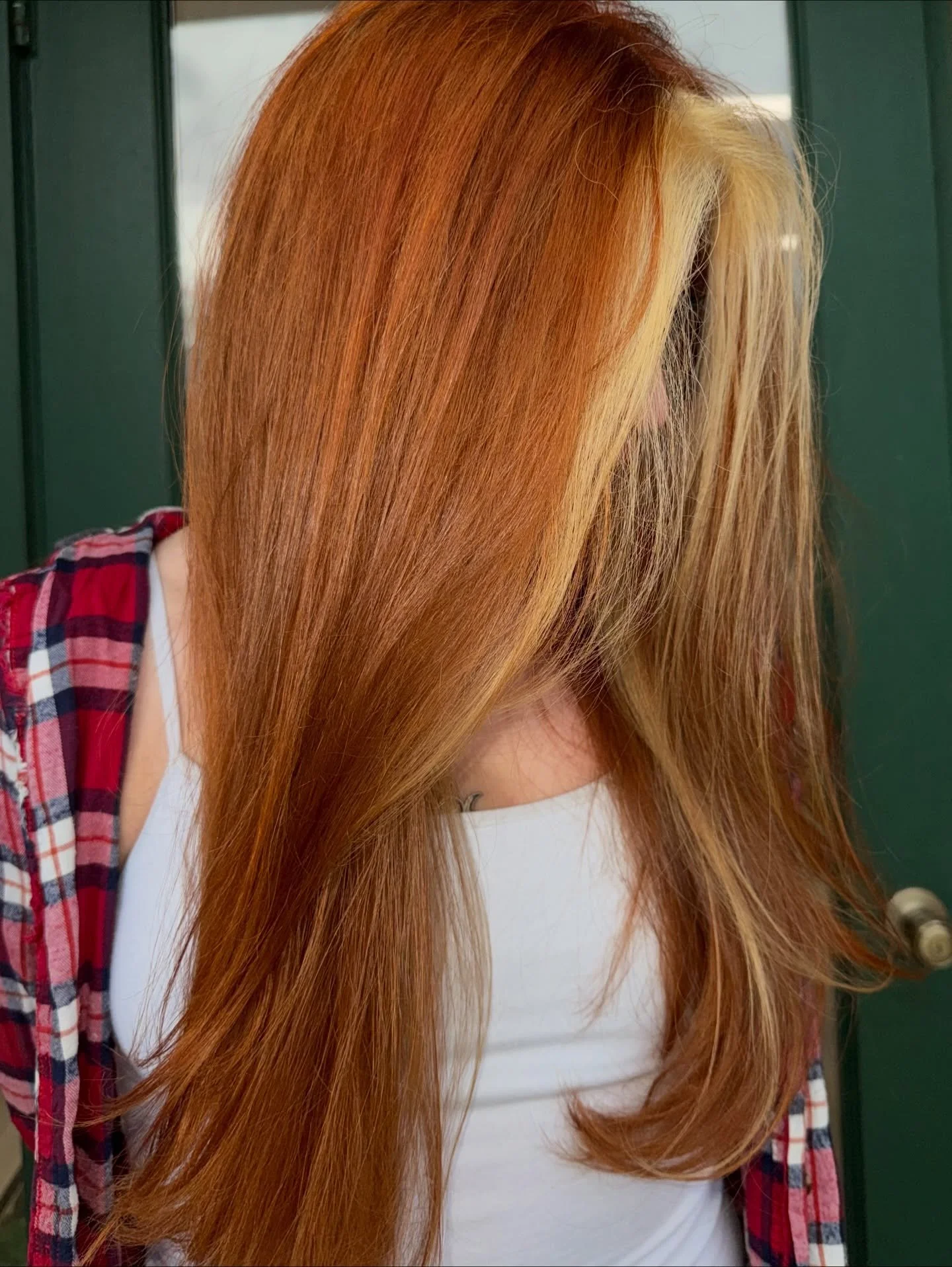 🧡🍑🔸🦁🟠✴️🔶 
always here for a copper moment &bull;

@evopro 7.4 + 7.43 + bottle blonde lightener 🎨

#michiganhairstylist #copperhair #rochesterhills #stylistssupportingstylists #summervibes☀️