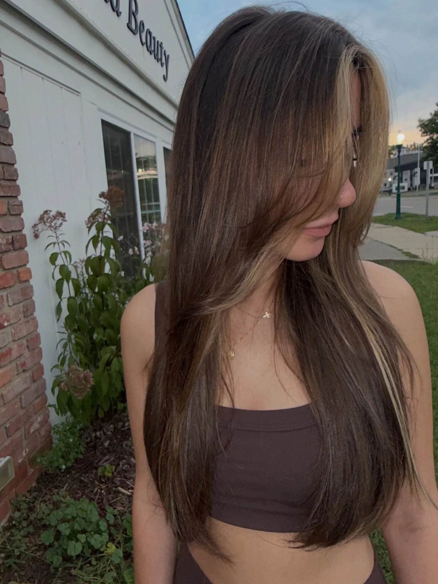 🧚 custom color + 22&rdquo; q wefts @aquaextensions 
2 rows + lots of hair 

4 hour time investment ⏳

join the waitlist or book online 🌸

#michiganhairstylist #michiganextensions #aquahairextensions #virgoseason #chicago