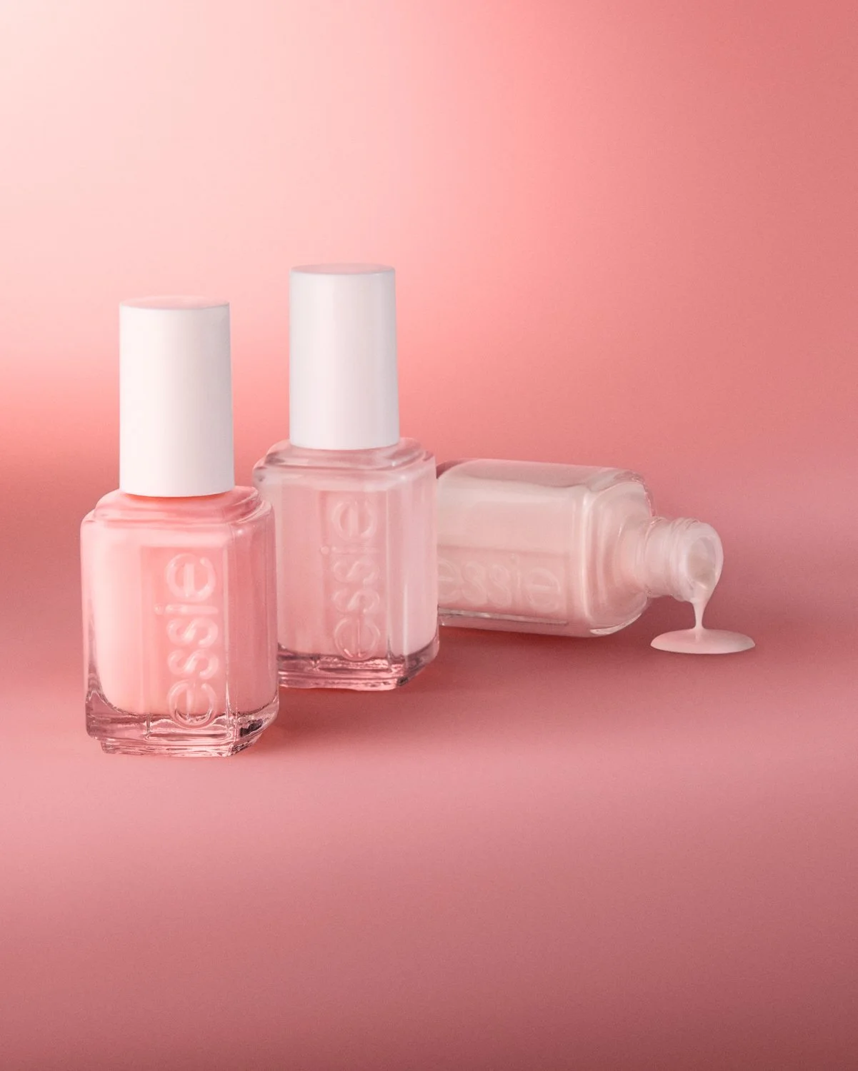 Jaime-Cody-Rosman-Creative-Image-Retouching-essie_2025_Social_Holiday2025_SH04_CORE_Pinks_Still_Life_0135_FS2-002.jpg