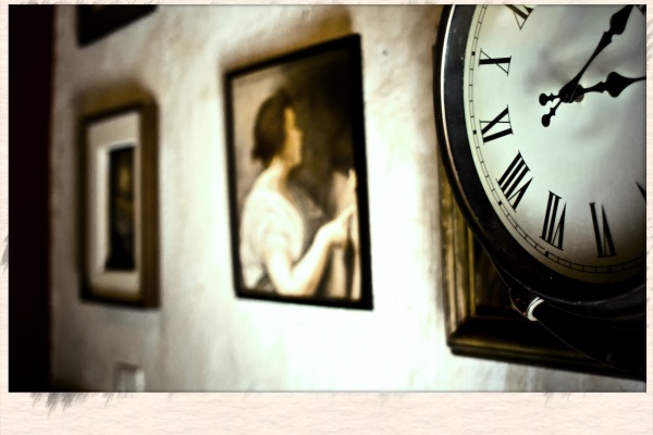 clockphotoapp.jpeg