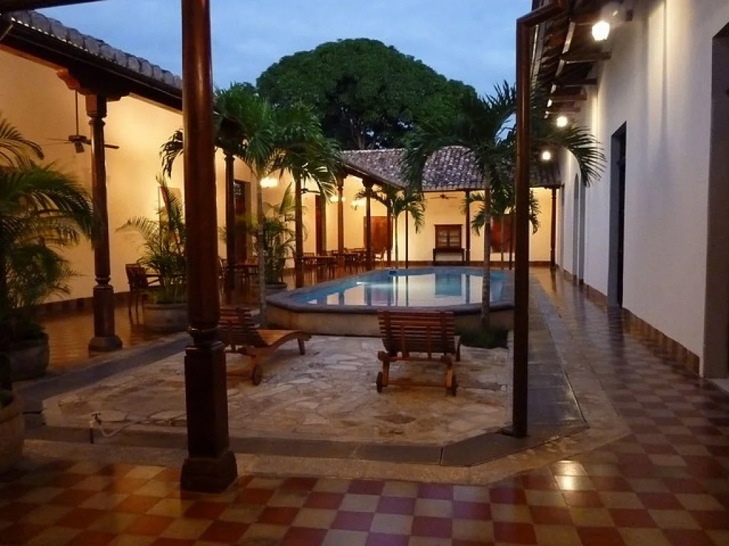 HOTEL LIVING: Granada, Nicaragua