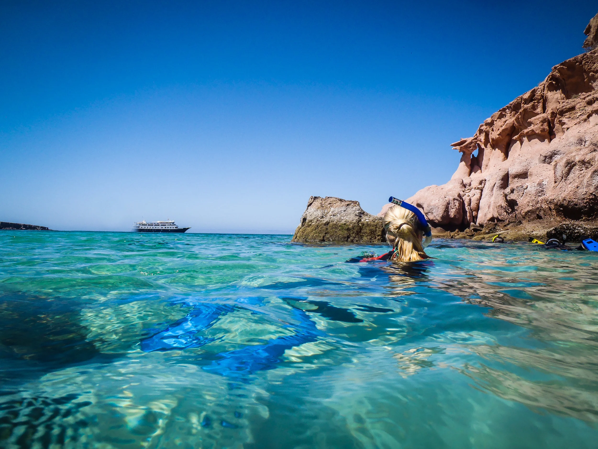 NAVIGATING NATURE: Mexico Yacht Cruise