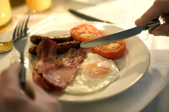 FOR FOODIES: Top Tips for Budget Bites in Britain