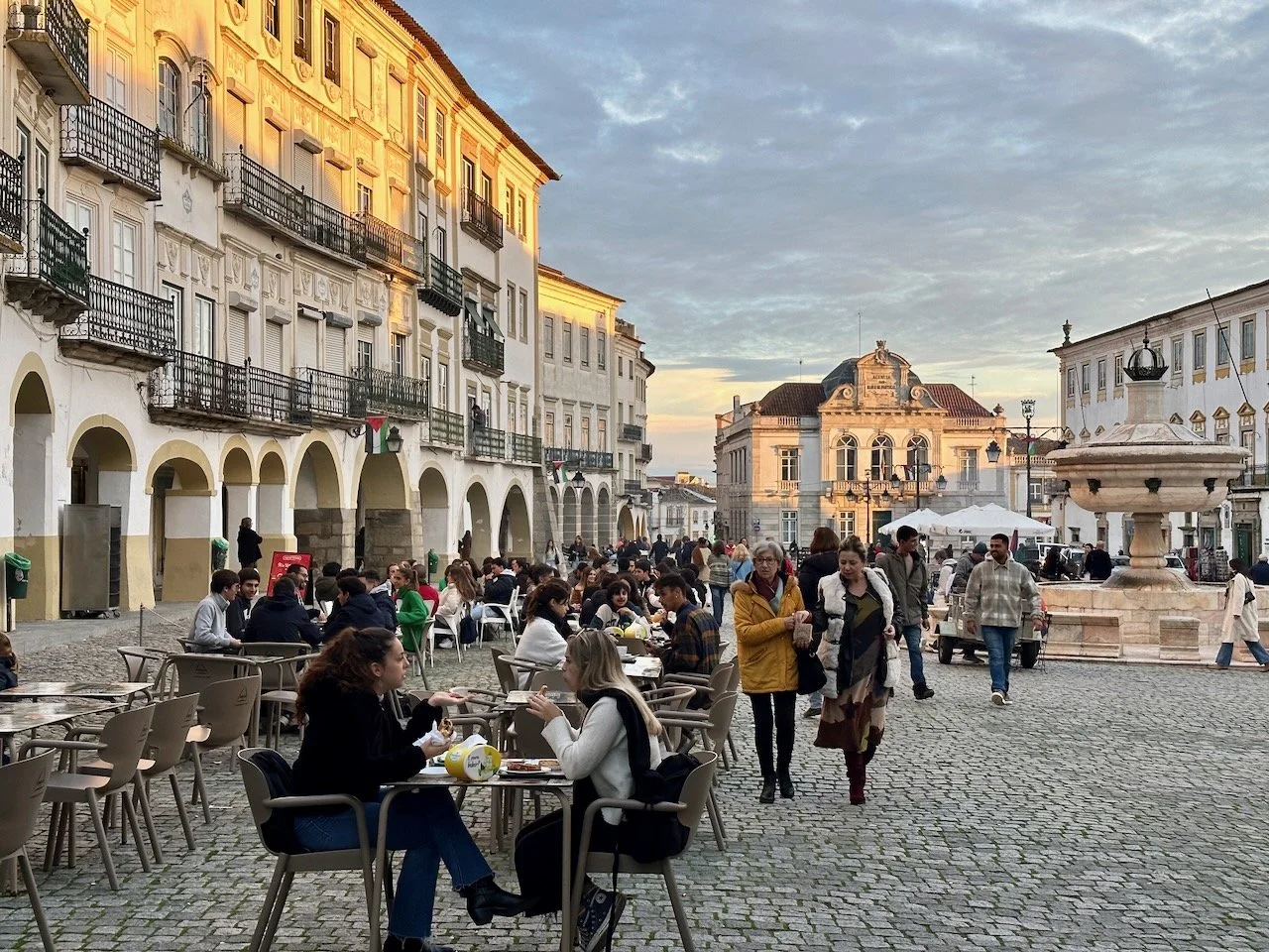 Cracking the Code of Long-Stay Travel: A Guide to Crafting Home and Belonging on the Move