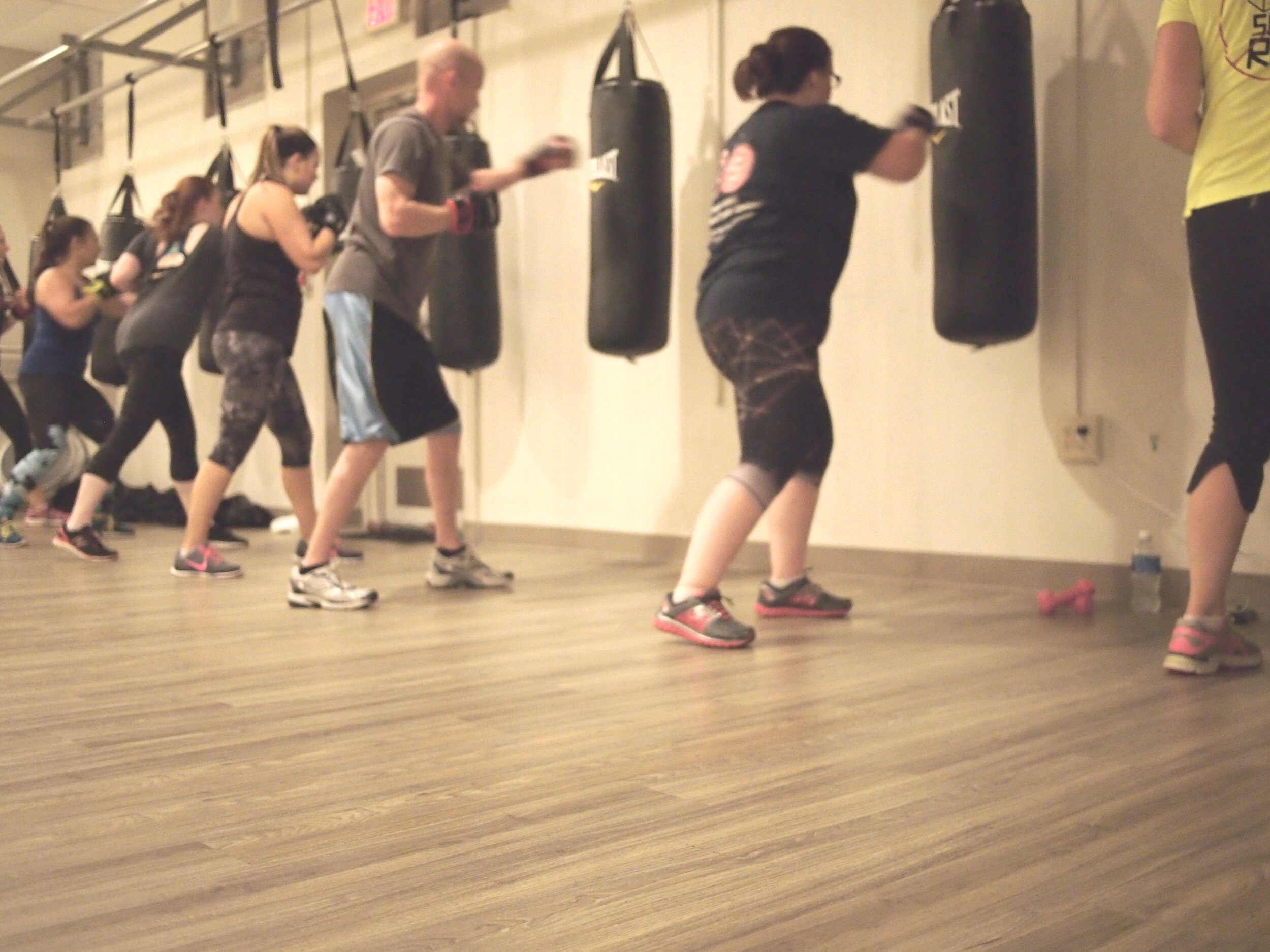 boxing, private boxing lessons, professional boxing, community center, gym near me, group fitness classes, workout near me