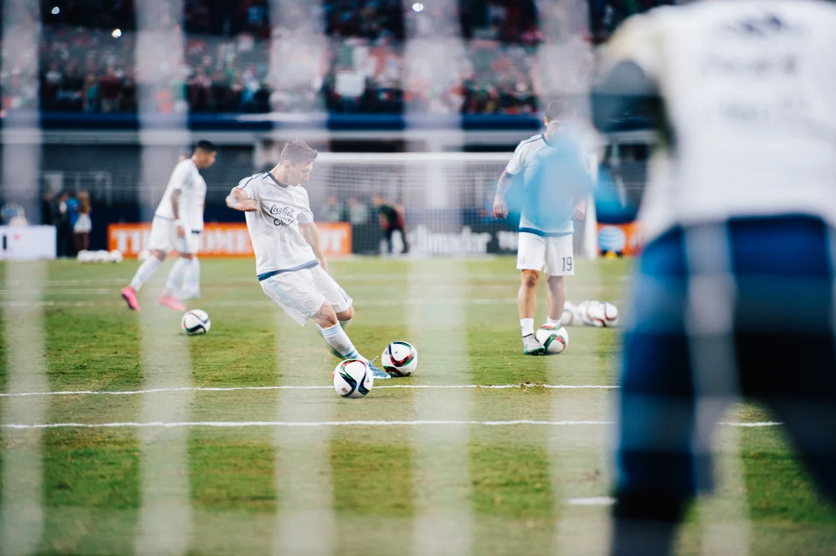 Mexico-vs-Argentina-CarlosBarron-3.jpg