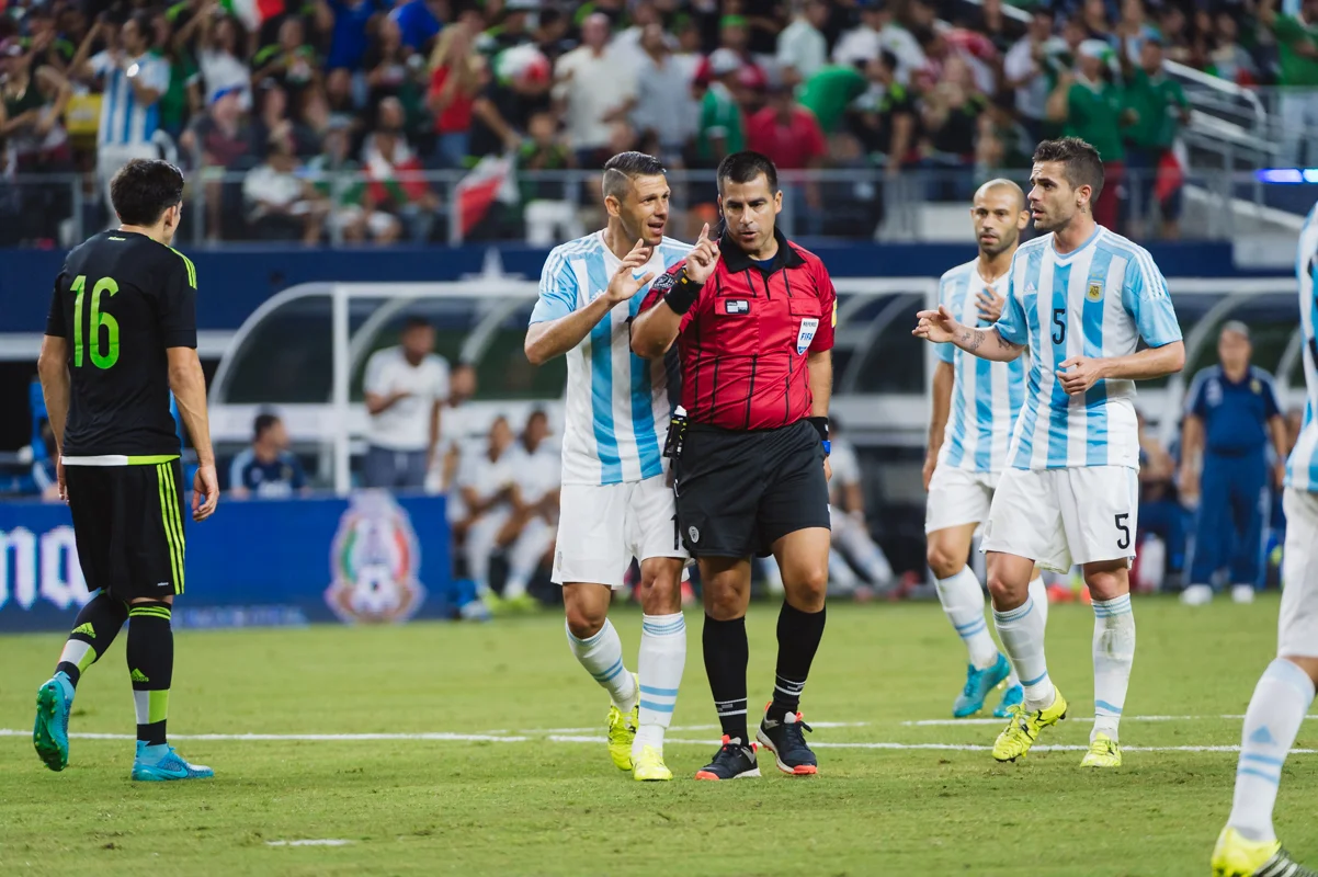 Mexico-vs-Argentina-CarlosBarron-25.jpg