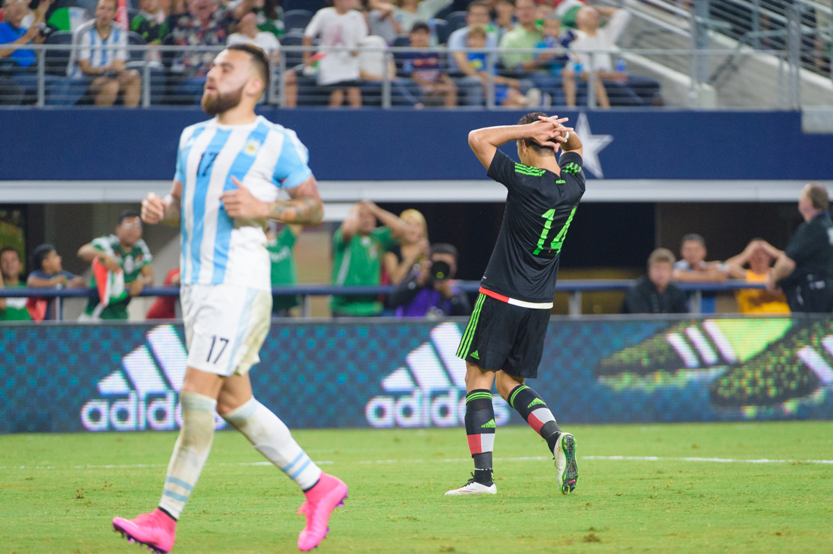 Mexico-vs-Argentina-CarlosBarron-50.jpg
