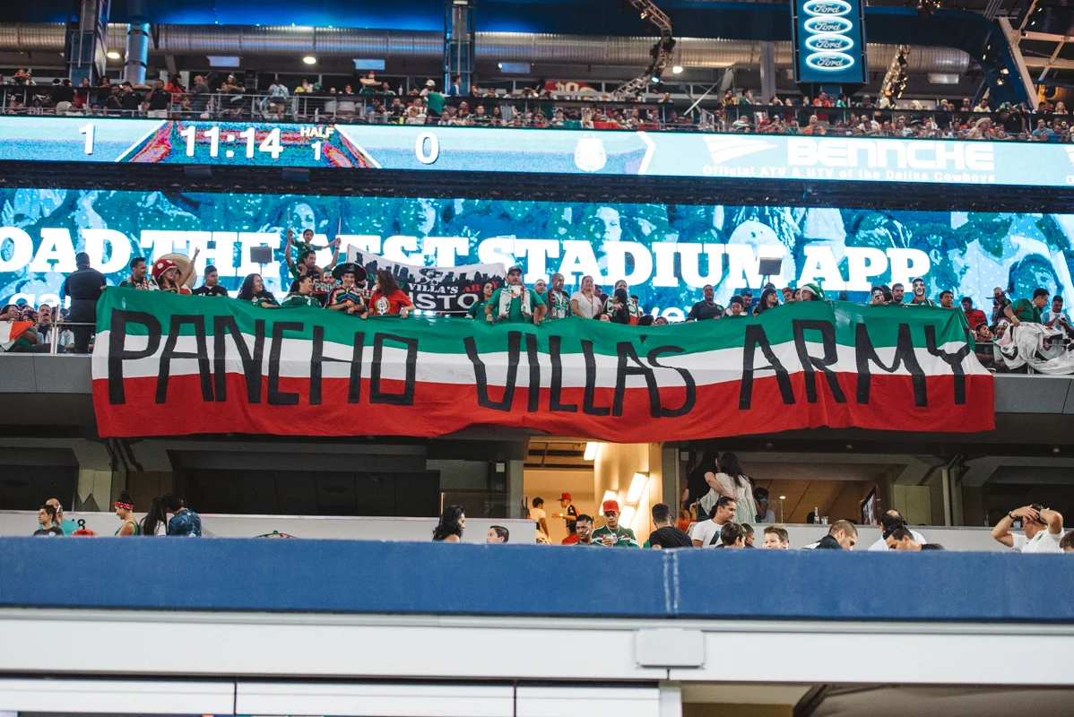 Mexico-vs-Argentina-CarlosBarron-52.jpg