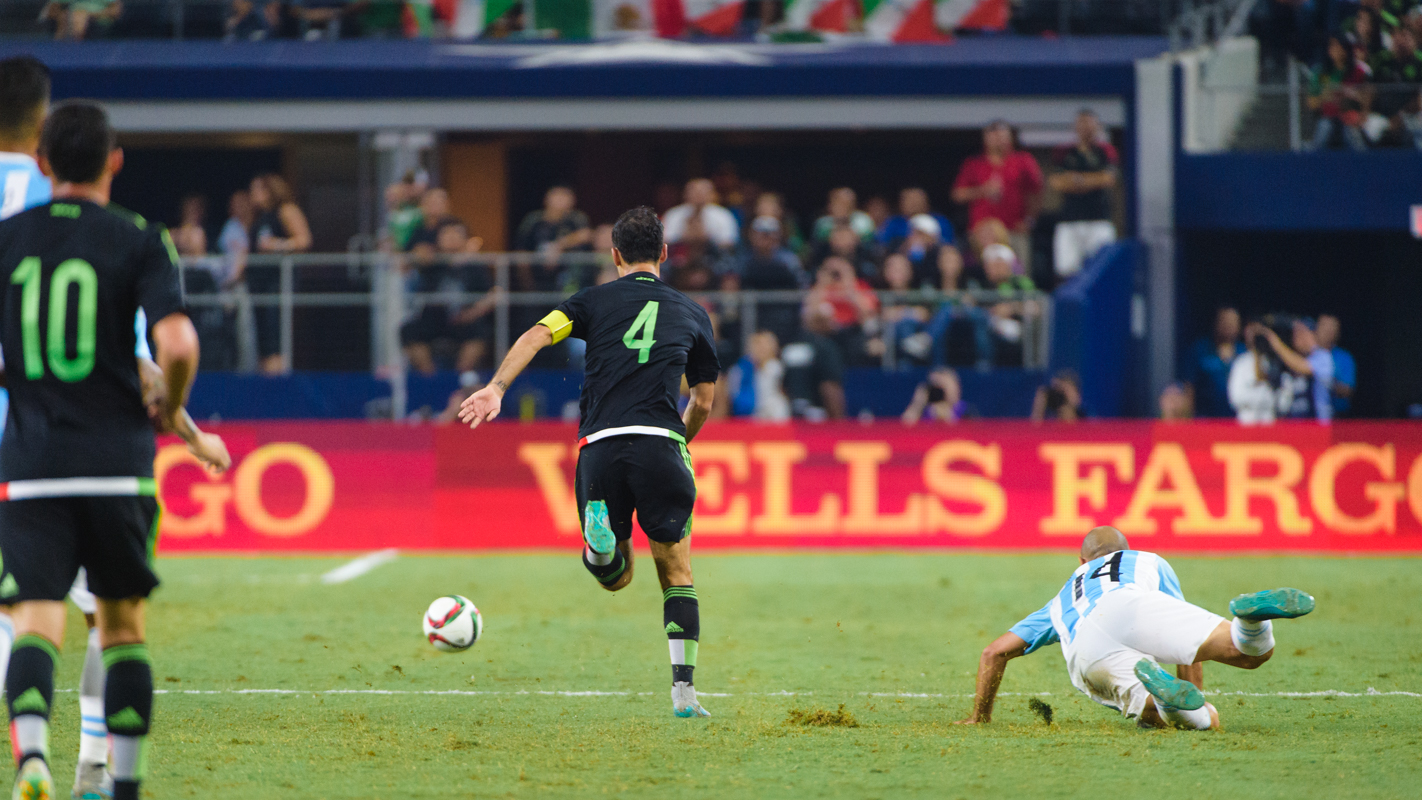 Mexico-vs-Argentina-CarlosBarron-60.jpg