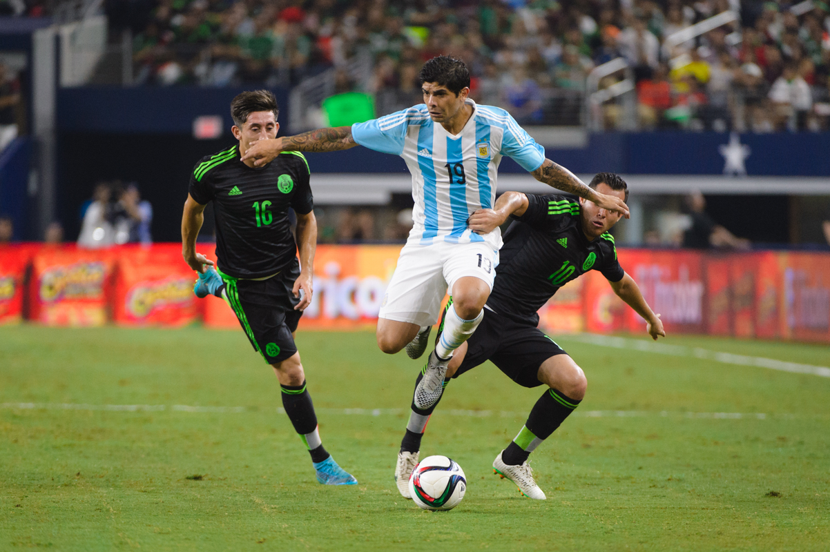 Mexico-vs-Argentina-CarlosBarron-66.jpg