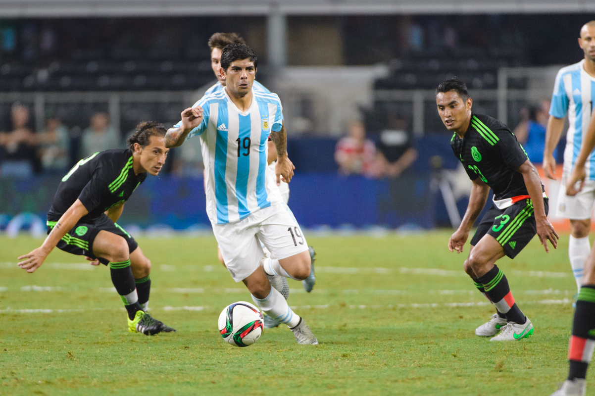 Mexico-vs-Argentina-CarlosBarron-70.jpg