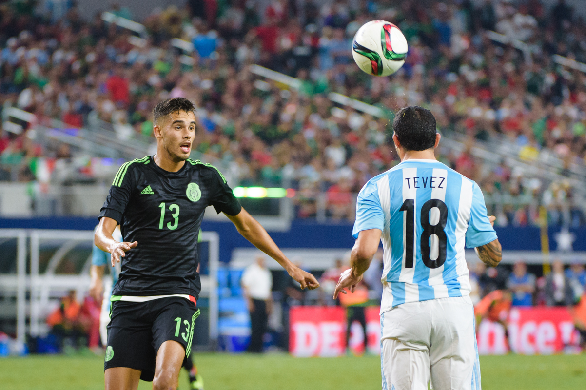 Mexico-vs-Argentina-CarlosBarron-80.jpg