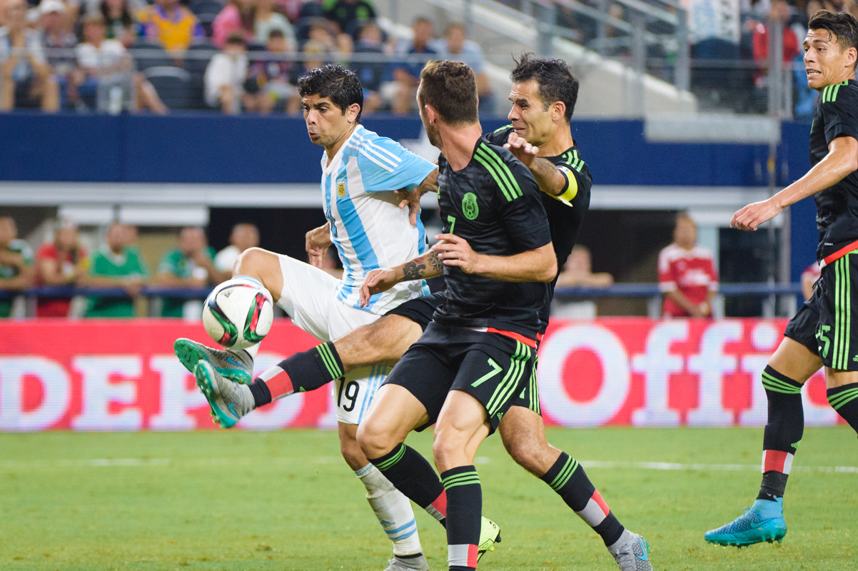 Mexico-vs-Argentina-CarlosBarron-81.jpg