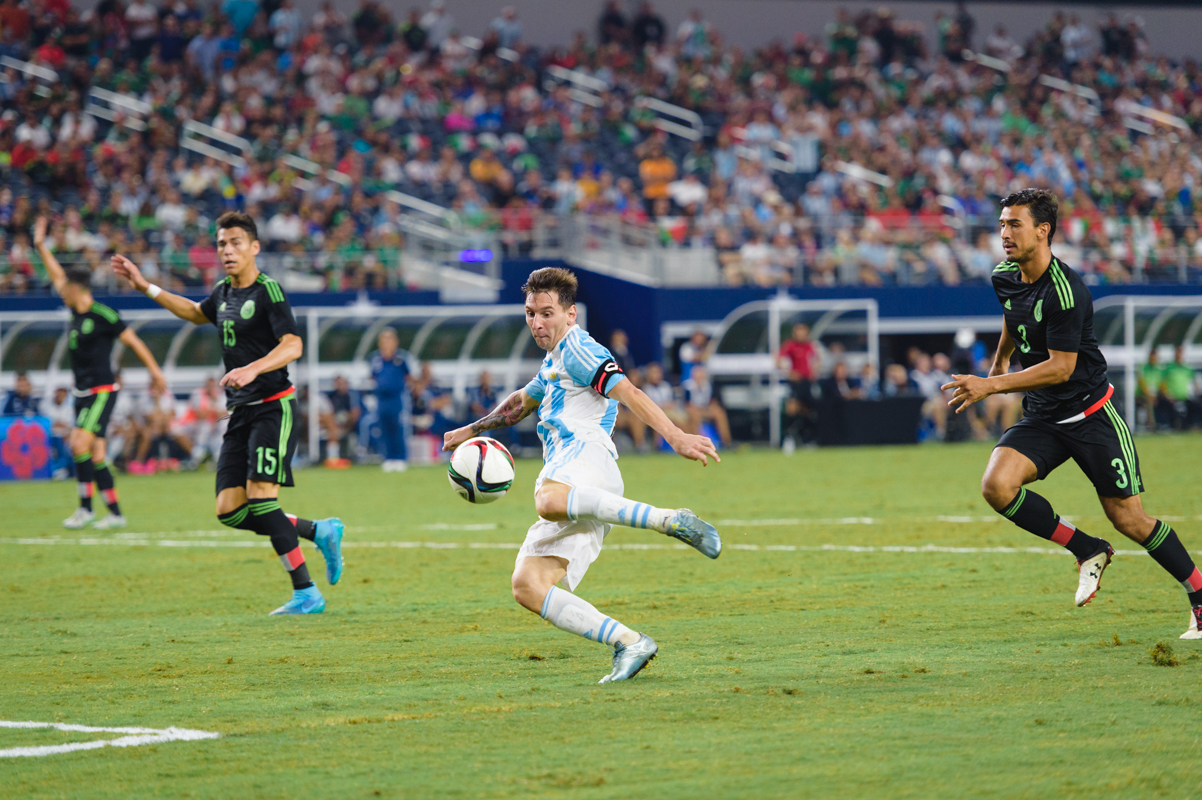 Mexico-vs-Argentina-CarlosBarron-105.jpg