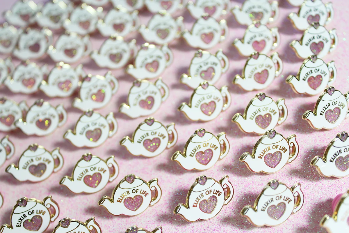 enamelpin_2.jpg
