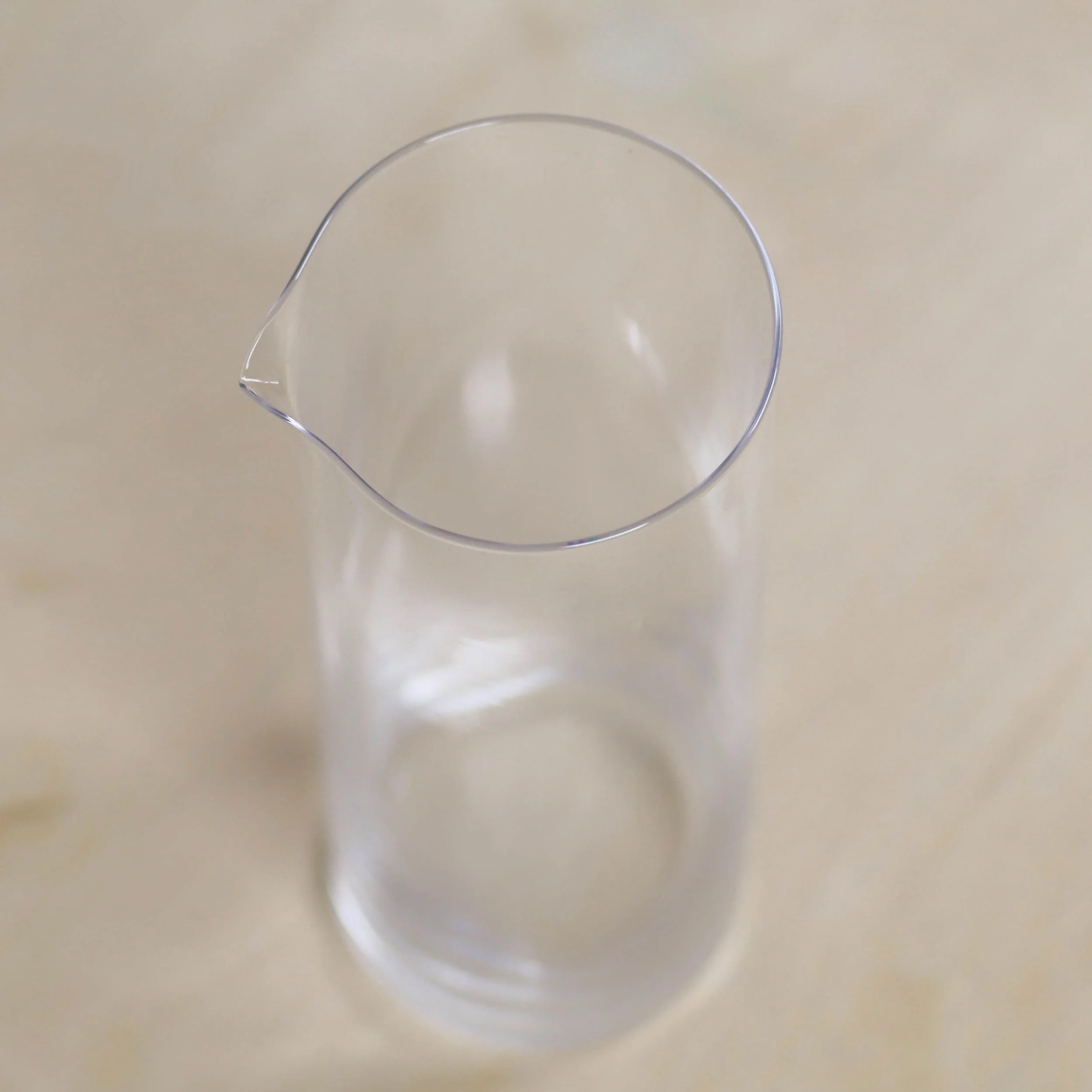 GLASS VASE 8in (4).jpg