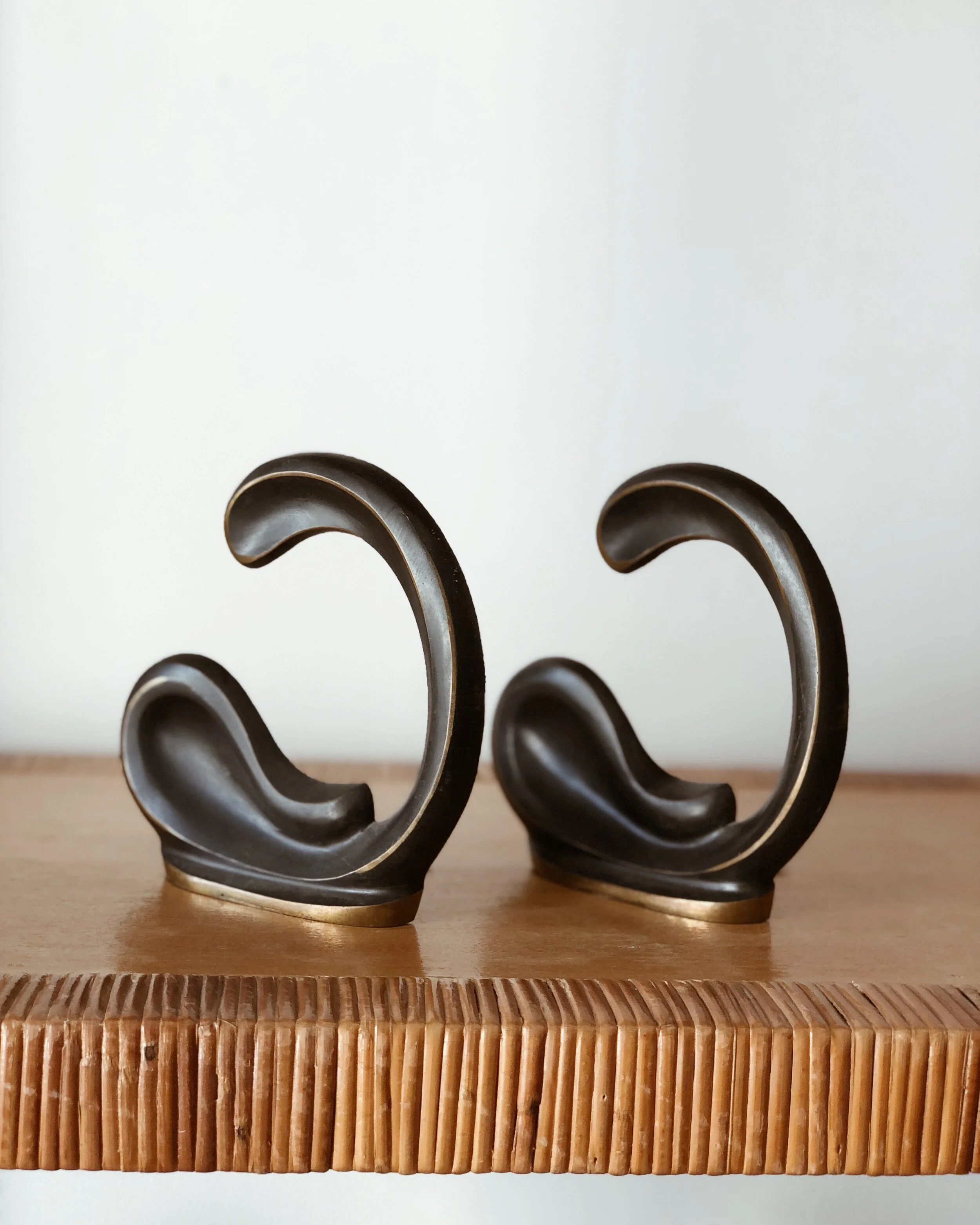 bookendblackandbrass02.JPG