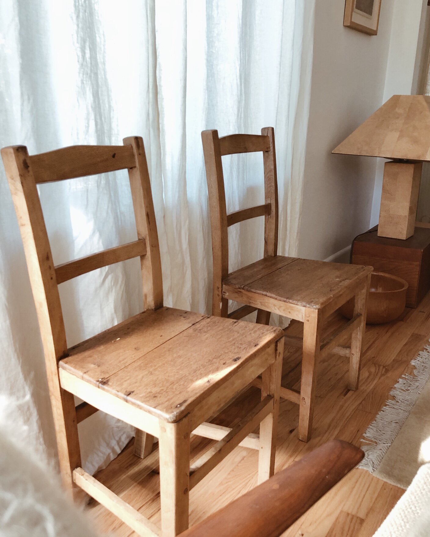 chair.JPG