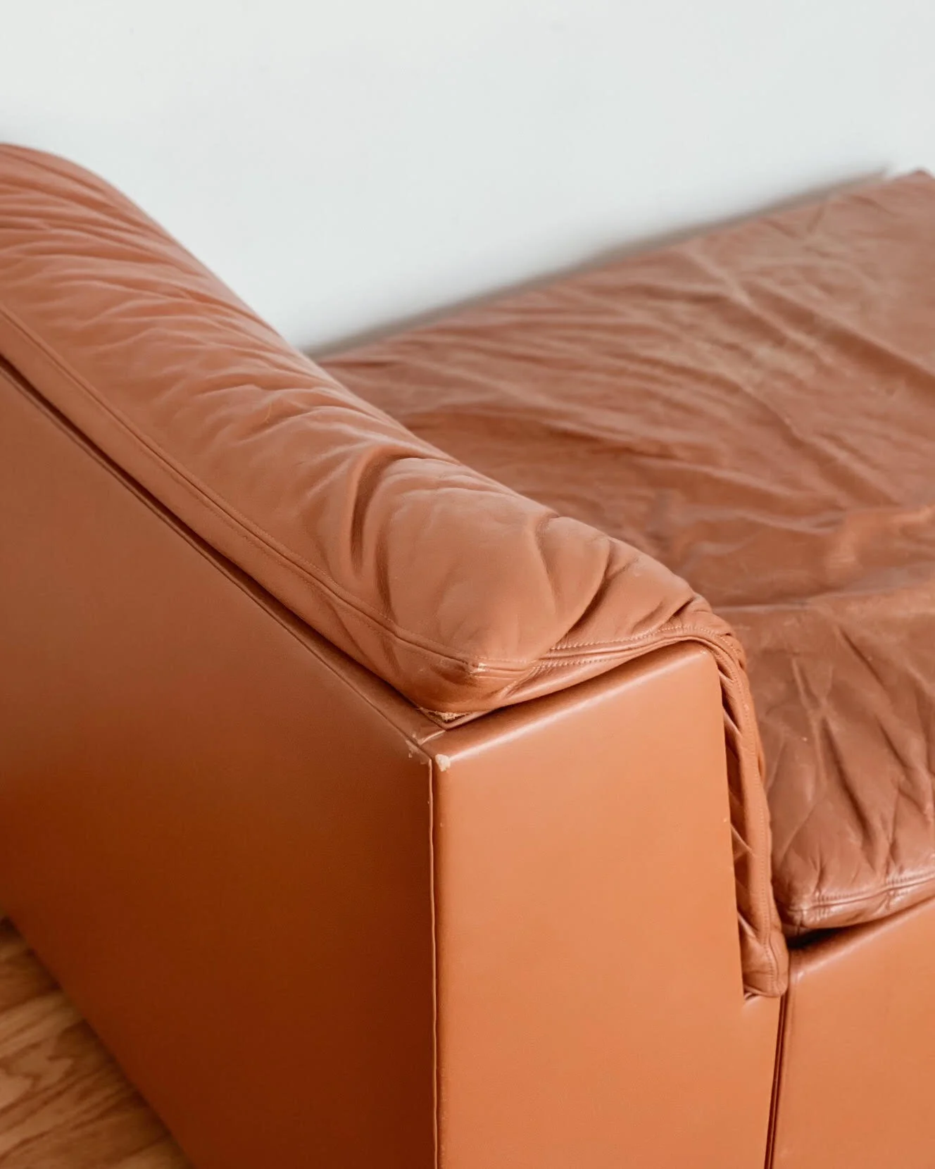 Italian Leather Chaise Lounge — counterspace