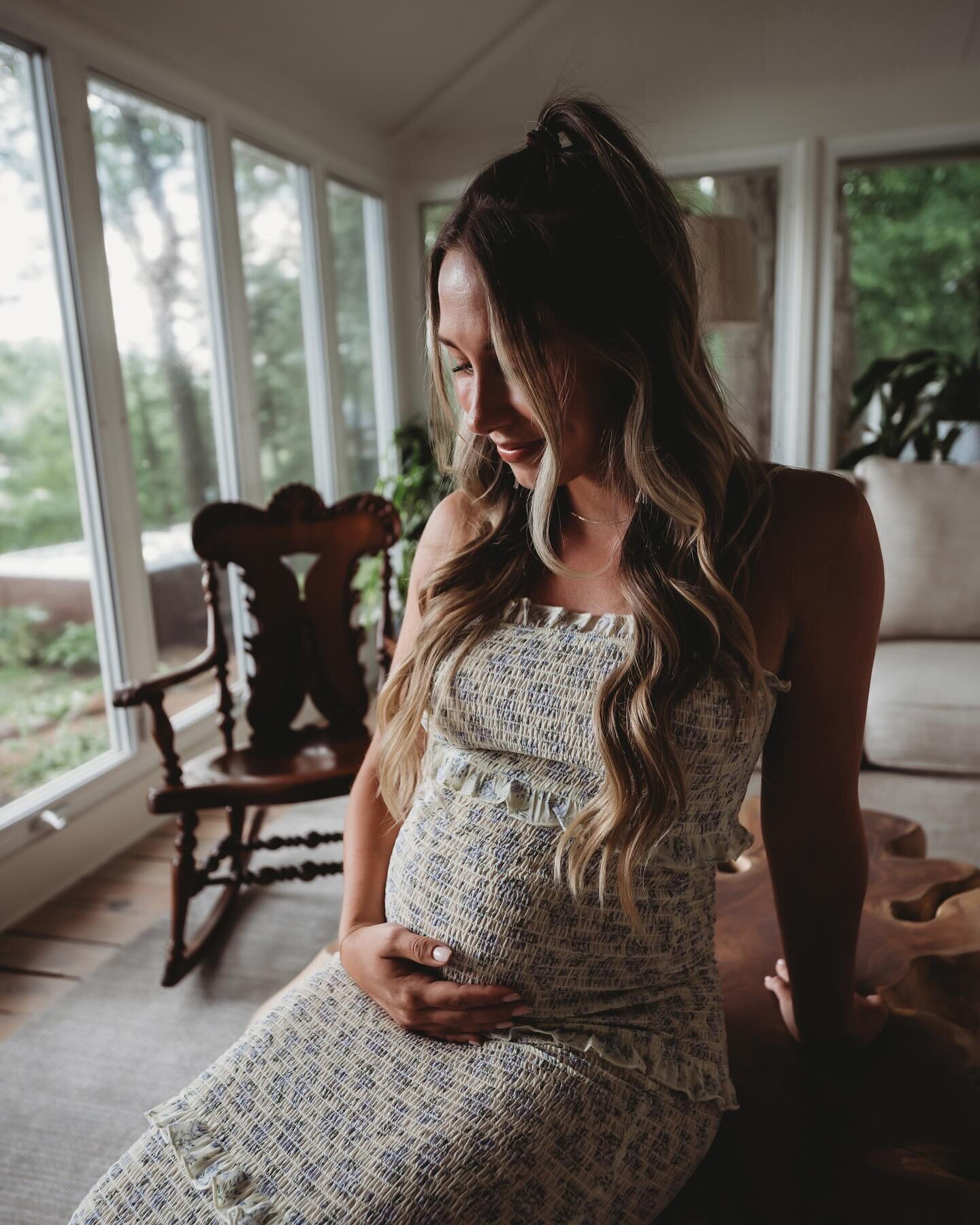 The sweetest garden party for the new little one  #ValpoCaptures #IndianaLensMaster #ValparaisoVisuals #HoosierShutterbug #ValpoMoments #PhotoMagicValpo #HeartlandPhotography #ExploreValparaiso #PicturePerfectIndiana #ValpoFramed #MidwestShutterDream