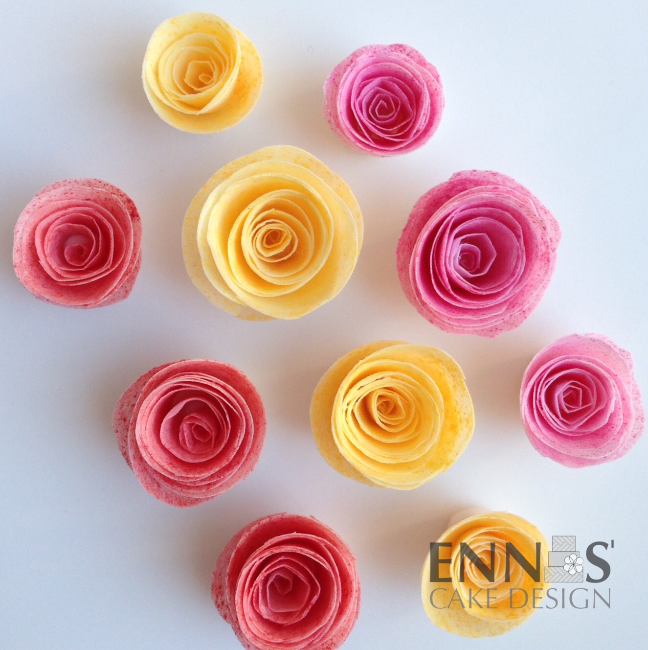 Wafer Paper Rolled Roses, colored with ACP