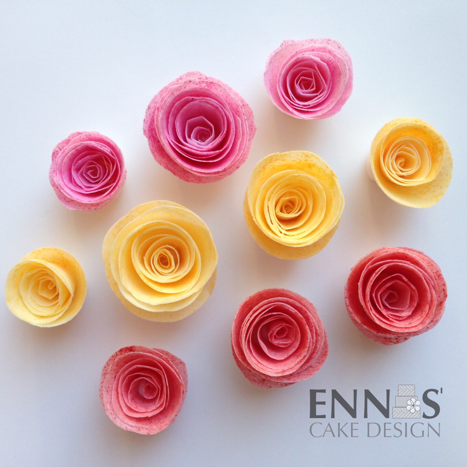 Wafer Paper Rolled Roses, colored with ACP