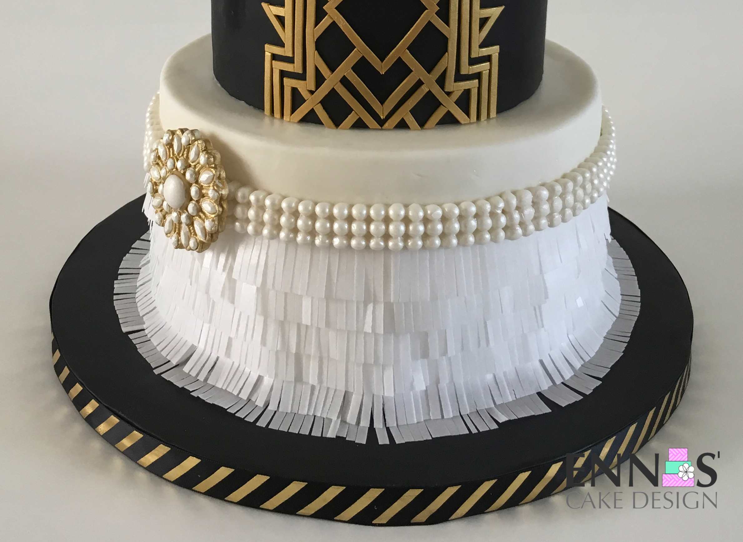Great Gatsby Cake Video Tutorial — Ennas' Cake Design