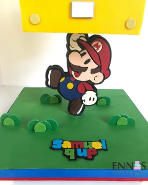 Super Mario Wobbling Cake Tutorial — Ennas' Cake Design