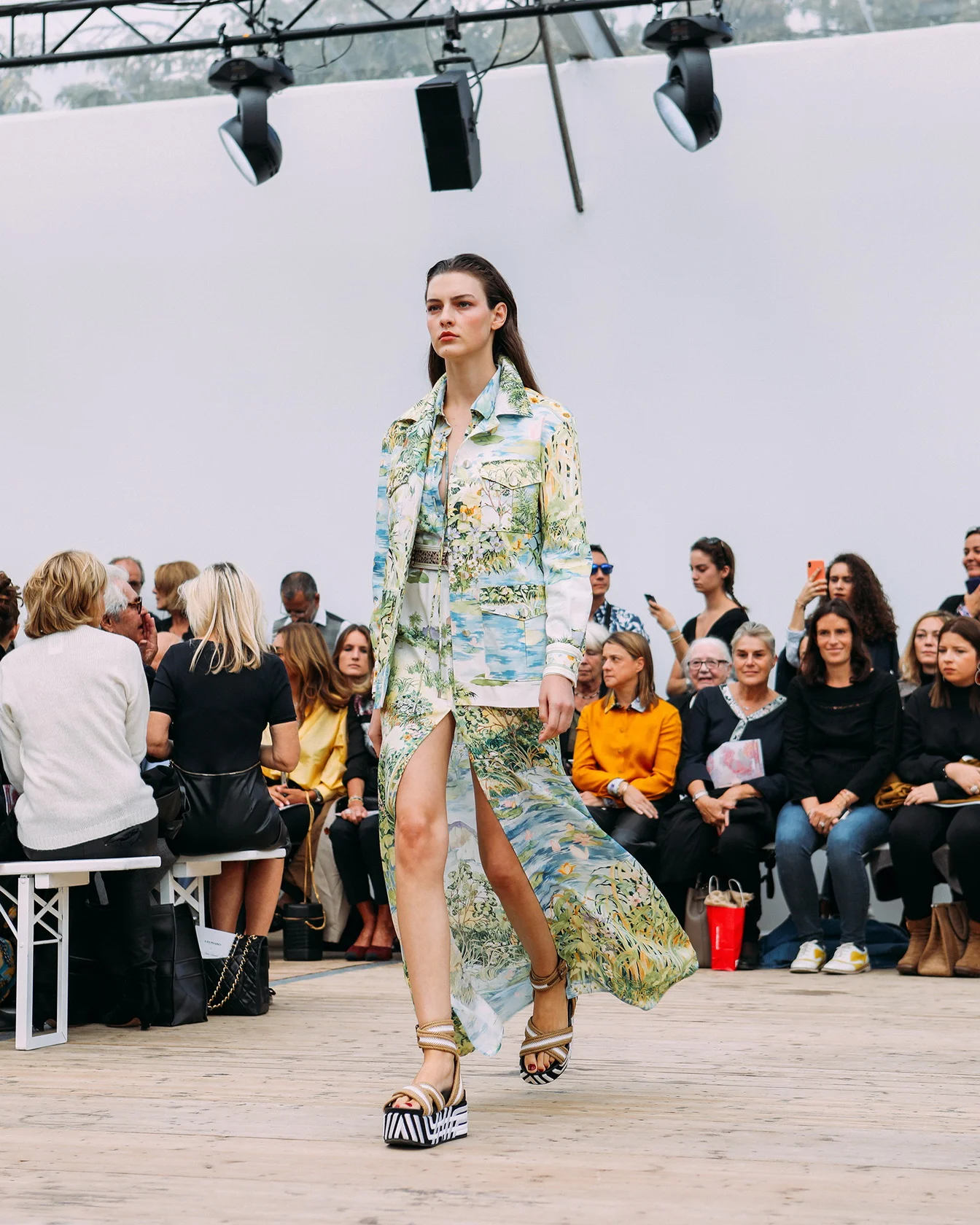 Leonard Paris AW 2018 02.jpg