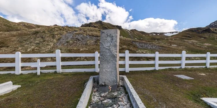 Shackleton's Grave