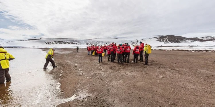 Passengers landed on the beach