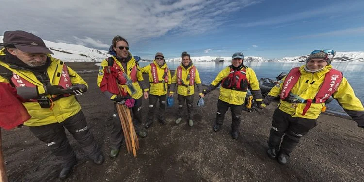 The Expedition Team