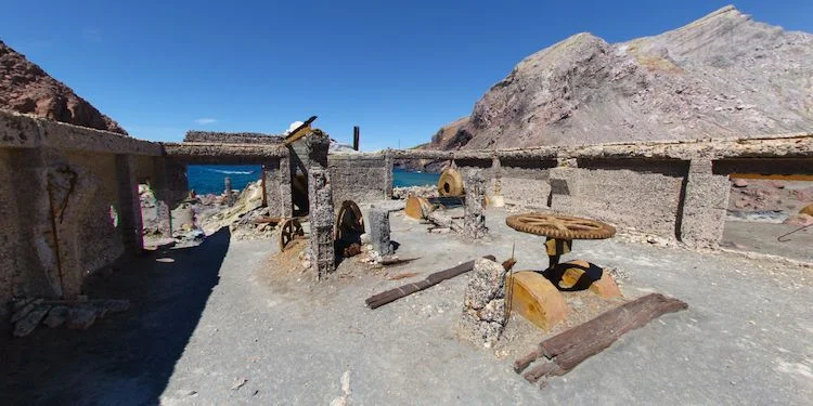 White Island - Old Sulphur Factory