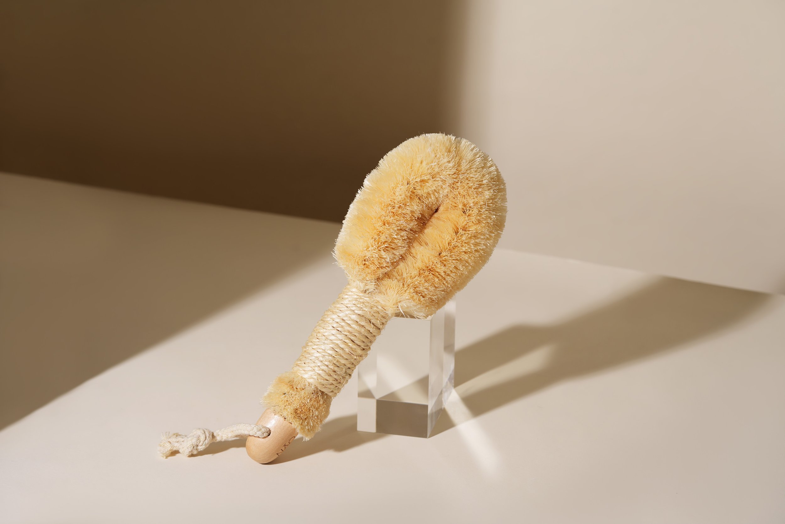 Sisal Body Brush Secondary.jpg