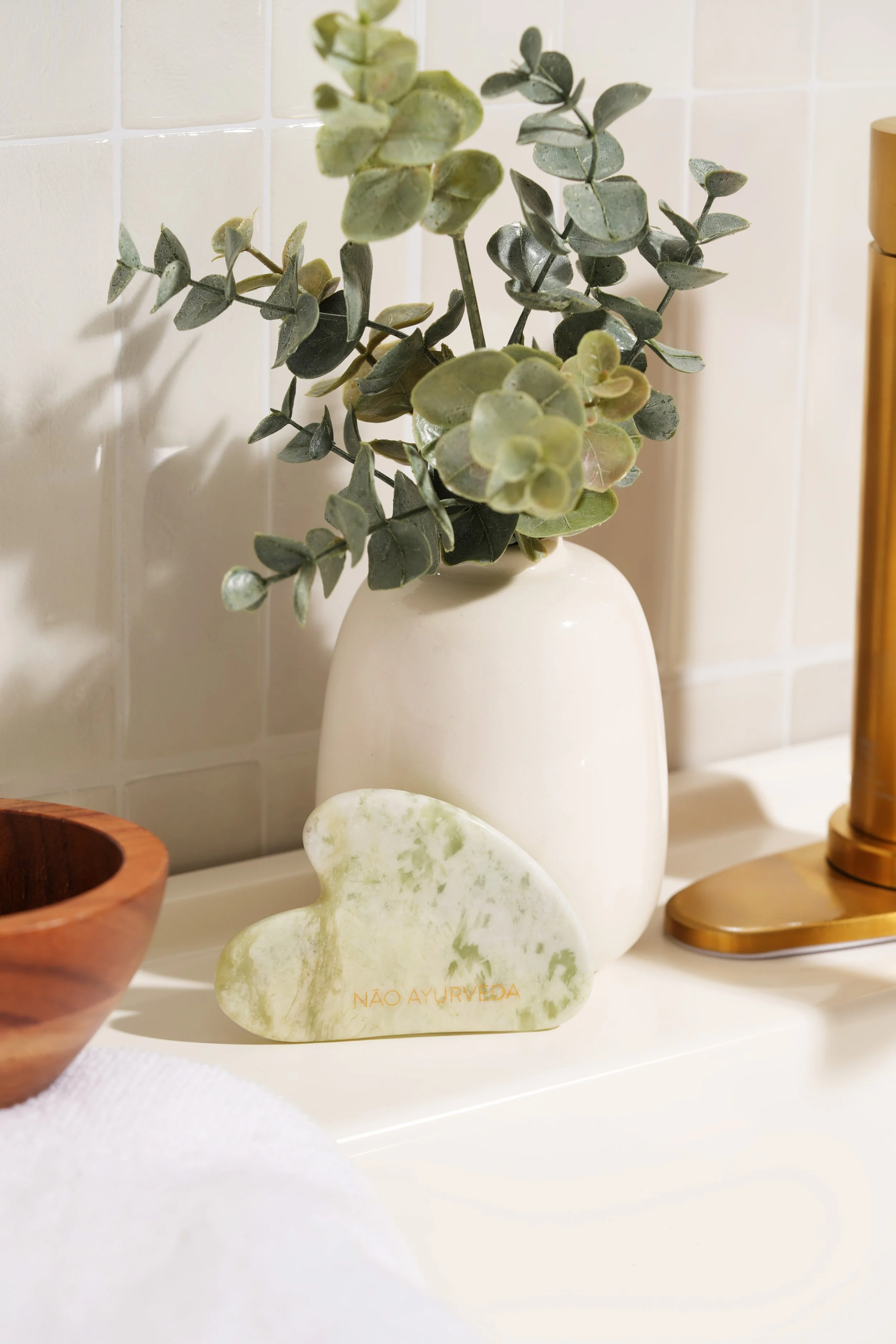 Xiuyan Jade Gua Sha Lifestyle.jpg